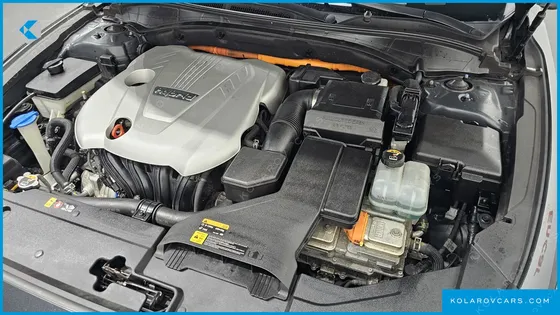 HYUNDAI GRANDEUR PREMIUM