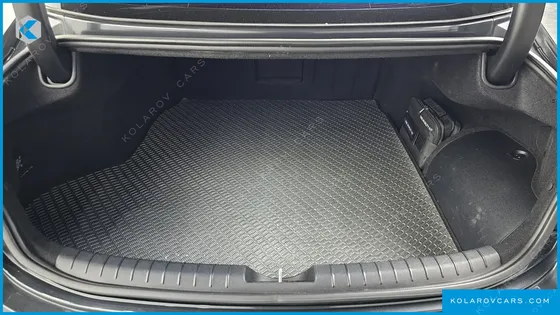 HYUNDAI GRANDEUR PREMIUM