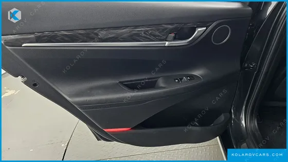 HYUNDAI GRANDEUR PREMIUM