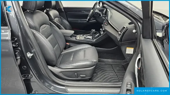 HYUNDAI GRANDEUR PREMIUM