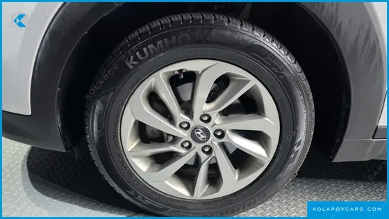 HYUNDAI TUCSON DIESEL 2.0 2WD