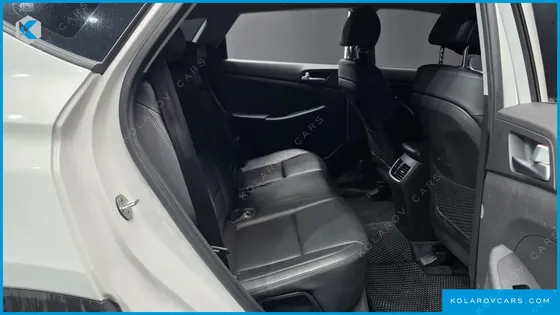 HYUNDAI TUCSON DIESEL 2.0 2WD