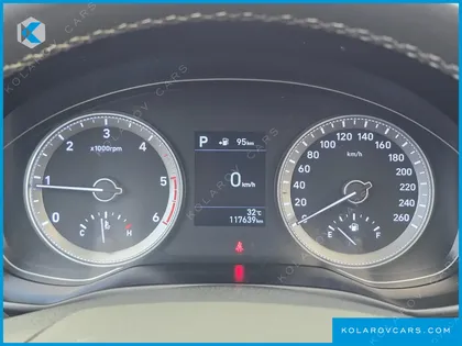 HYUNDAI GRANDEUR 2.2 DIESEL PREMIUM