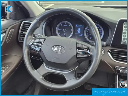 HYUNDAI GRANDEUR 2.2 DIESEL PREMIUM