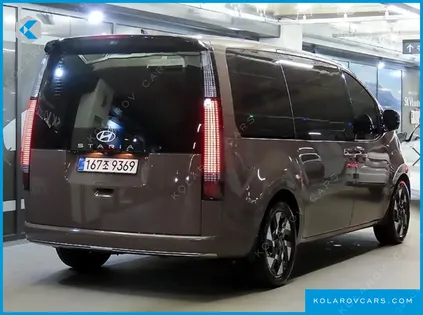 HYUNDAI STARIA L3.5 LOUNGE 7-SEATER