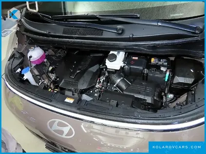 HYUNDAI STARIA L3.5 LOUNGE 7-SEATER