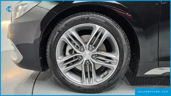 HYUNDAI GRANDEUR 2.4 PREMIUM
