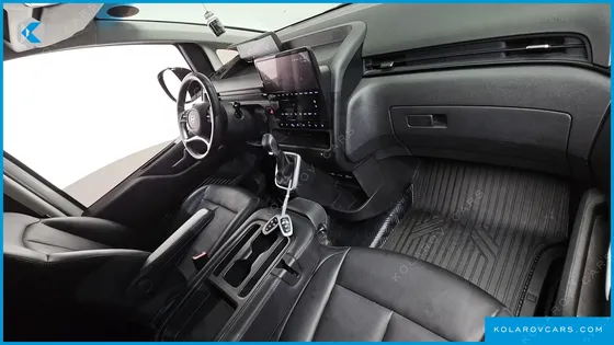 HYUNDAI STARIA CARGO 3-SEATER