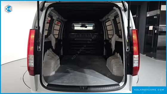 HYUNDAI STARIA CARGO 3-SEATER