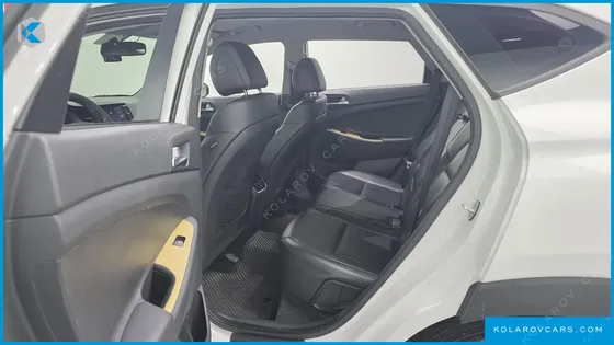HYUNDAI TUCSON DIESEL 2.0 2WD