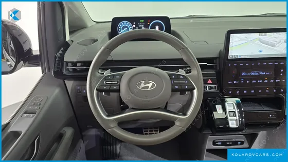 HYUNDAI STARIA HEV 1.6 LOUNGE 7-SEATER