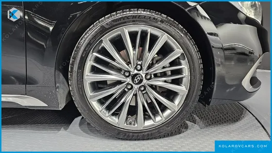 HYUNDAI GRANDEUR 3.0 EXCLUSIVE