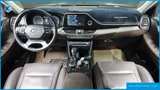 HYUNDAI GRANDEUR 3.0 LPI EXCLUSIVE (RENTAL CAR)