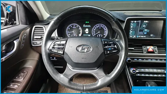 HYUNDAI GRANDEUR 3.0 LPI EXCLUSIVE (RENTAL CAR)