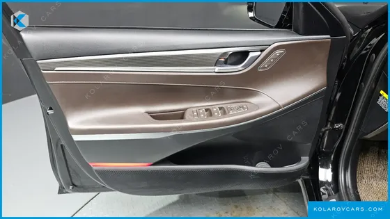 HYUNDAI GRANDEUR 3.0 LPI EXCLUSIVE (RENTAL CAR)
