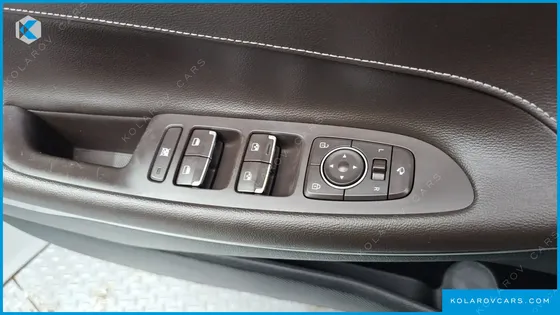 HYUNDAI GRANDEUR 3.0 LPI EXCLUSIVE (RENTAL CAR)