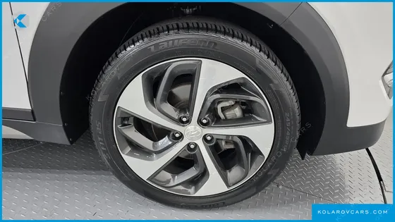 HYUNDAI TUCSON DIESEL 2.0 2WD