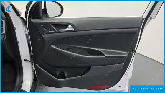 HYUNDAI TUCSON DIESEL 2.0 2WD