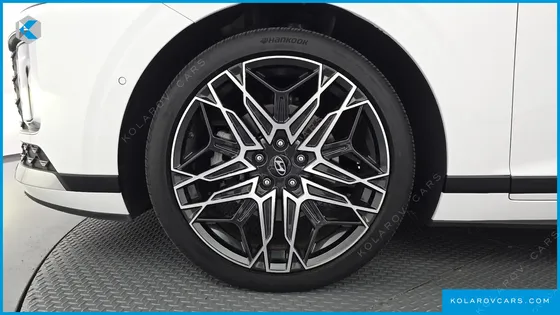 HYUNDAI GRANDEUR 2,5 GASOLINE 2WD