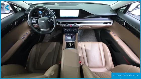 HYUNDAI GRANDEUR 2,5 GASOLINE 2WD