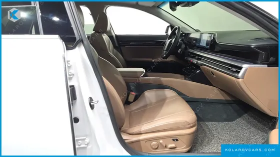 HYUNDAI GRANDEUR 2,5 GASOLINE 2WD