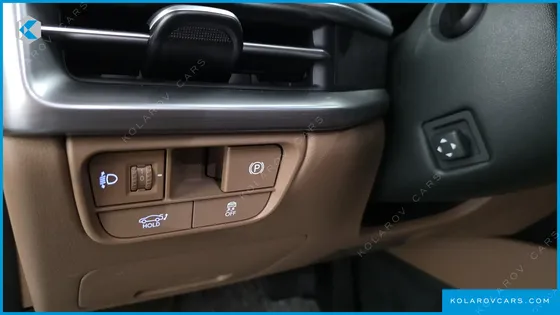HYUNDAI GRANDEUR 2,5 GASOLINE 2WD