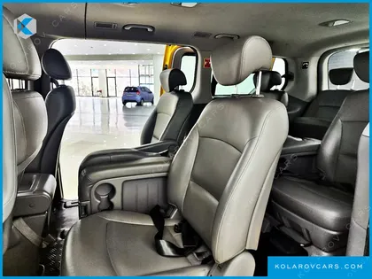 HYUNDAI STAREX GUARD CAR OF CHILDREN