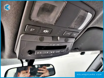 HYUNDAI STAREX GUARD CAR OF CHILDREN