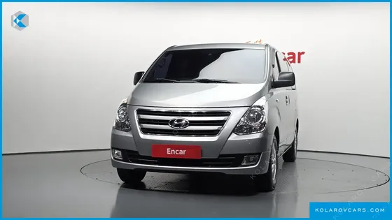 HYUNDAI STAREX 5-SEATER VAN