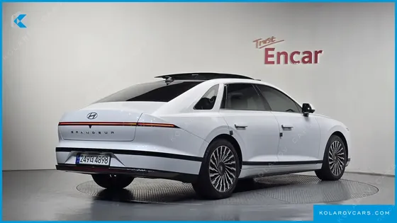 HYUNDAI GRANDEUR CALLIGRAPHY
