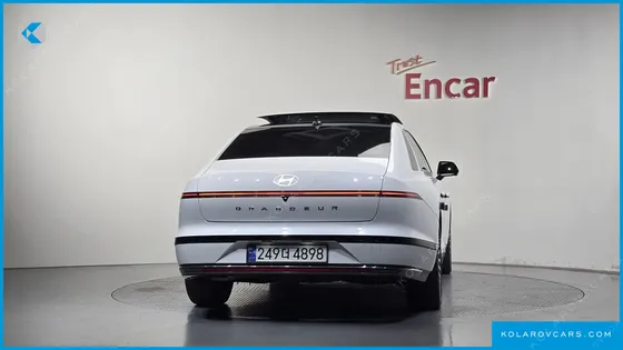 HYUNDAI GRANDEUR CALLIGRAPHY