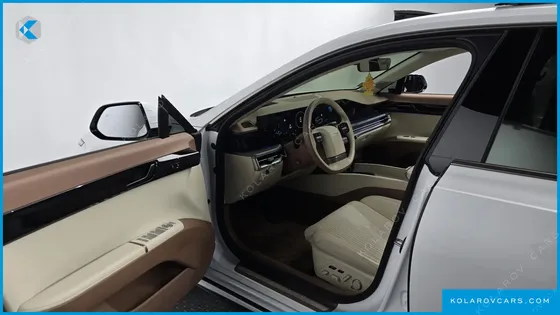 HYUNDAI GRANDEUR CALLIGRAPHY
