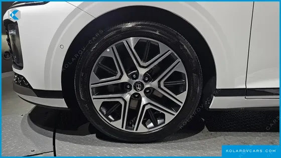 HYUNDAI GRANDEUR 2,5 GASOLINE 2WD
