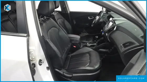 HYUNDAI TUCSON DIESEL(E-VGT) 2WD