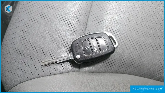 HYUNDAI STAREX 5-SEATER VAN