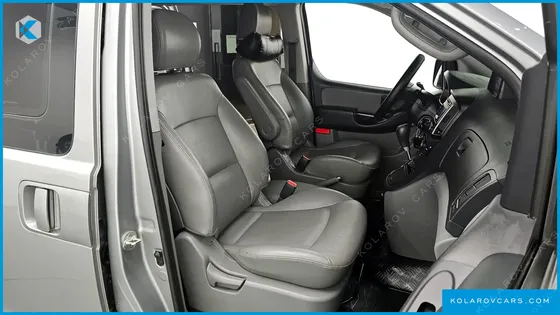 HYUNDAI STAREX 11-SEATER WAGON