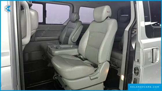 HYUNDAI STAREX 11-SEATER WAGON