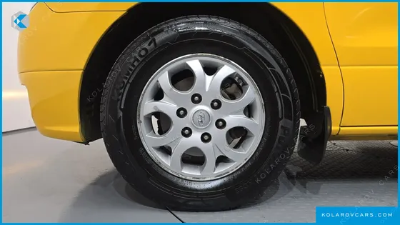 HYUNDAI STAREX GUARD CAR OF CHILDREN