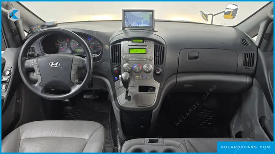 HYUNDAI STAREX GUARD CAR OF CHILDREN