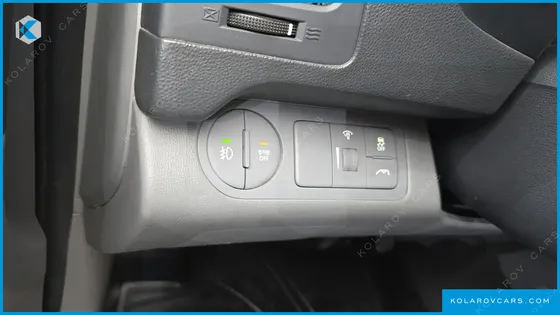 HYUNDAI STAREX GUARD CAR OF CHILDREN