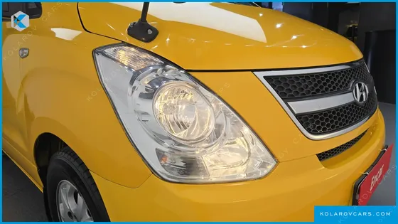 HYUNDAI STAREX GUARD CAR OF CHILDREN