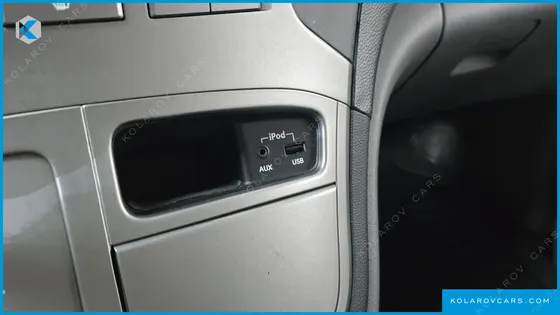 HYUNDAI STAREX GUARD CAR OF CHILDREN