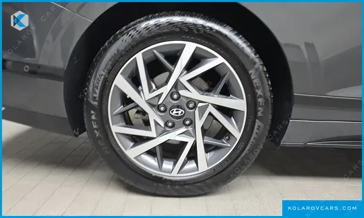 HYUNDAI GRANDEUR 2,5 GASOLINE 2WD