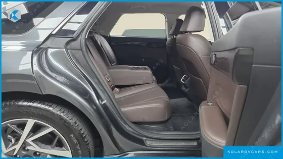 HYUNDAI GRANDEUR 2,5 GASOLINE 2WD