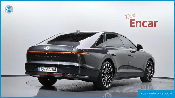HYUNDAI GRANDEUR CALLIGRAPHY