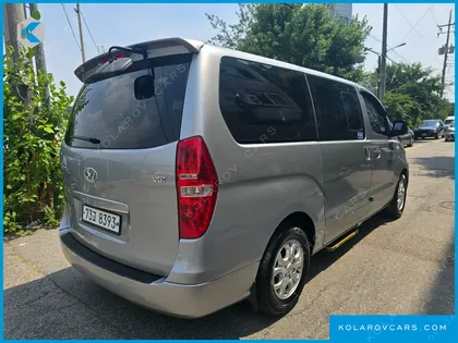HYUNDAI STAREX 12-SEATER WAGON