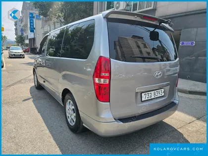 HYUNDAI STAREX 12-SEATER WAGON