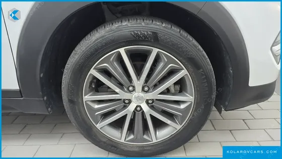HYUNDAI TUCSON DIESEL 2.0 2WD