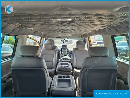 HYUNDAI STAREX GUARD CAR OF CHILDREN