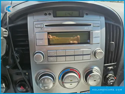 HYUNDAI STAREX GUARD CAR OF CHILDREN